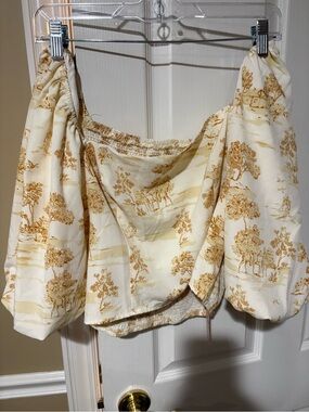 NWT- SHEIN Cream and Mustard Floral Toile Crop Top